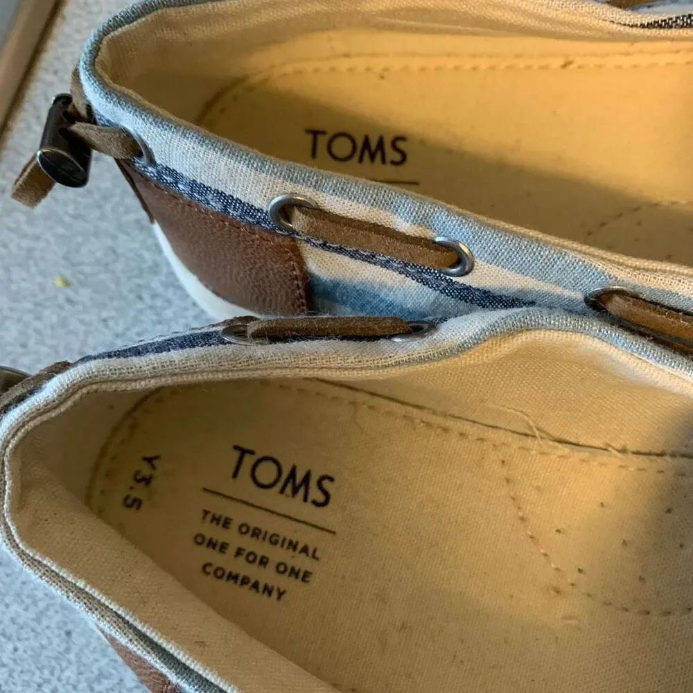 Toms Youth Bimini Size 3.5 Navy Woven Stripe Shoes *New*